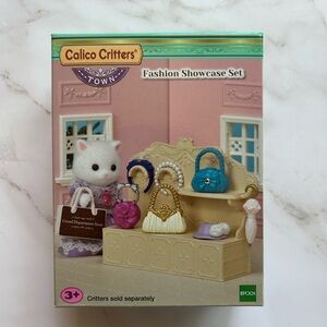 Calico Critters Town Fashion Showcase Accessories Set CC3020